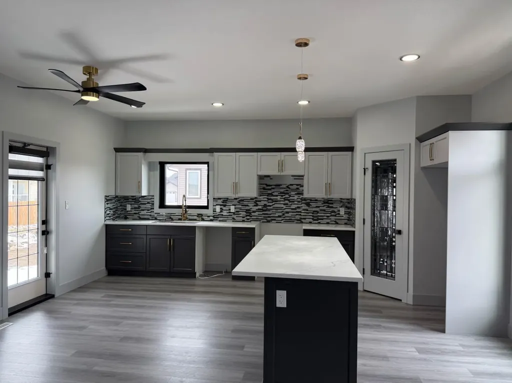 7115 37 Street Lloydminster AB T9V 3R1
