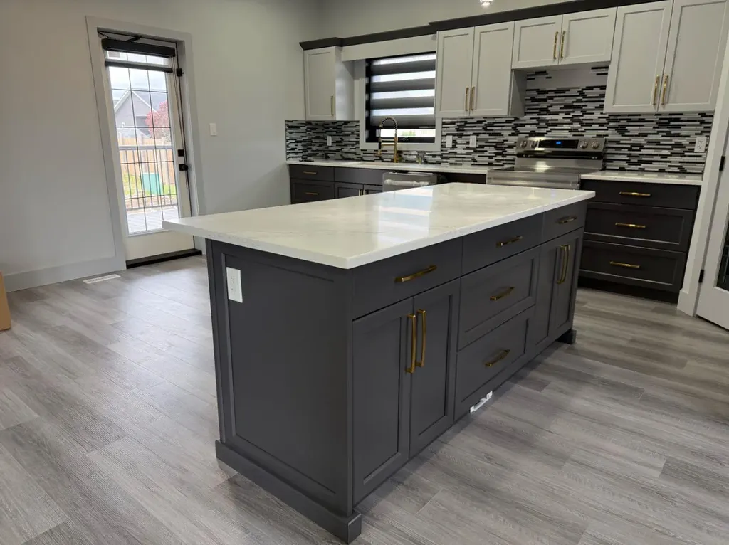 7115 37 Street Lloydminster AB T9V 3R1