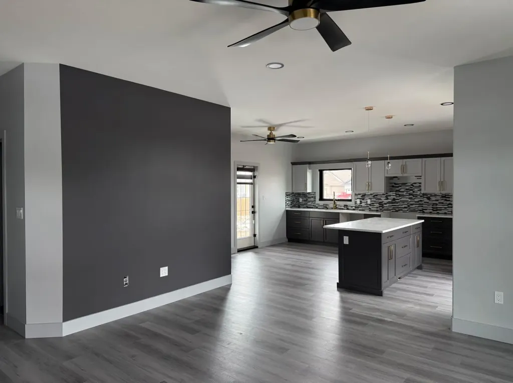 7115 37 Street Lloydminster AB T9V 3R1