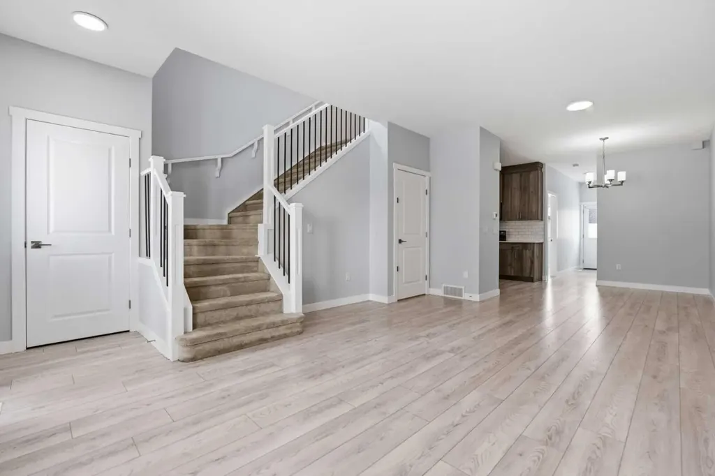 68 Cornerbrook View NE Calgary AB T3N 2B5