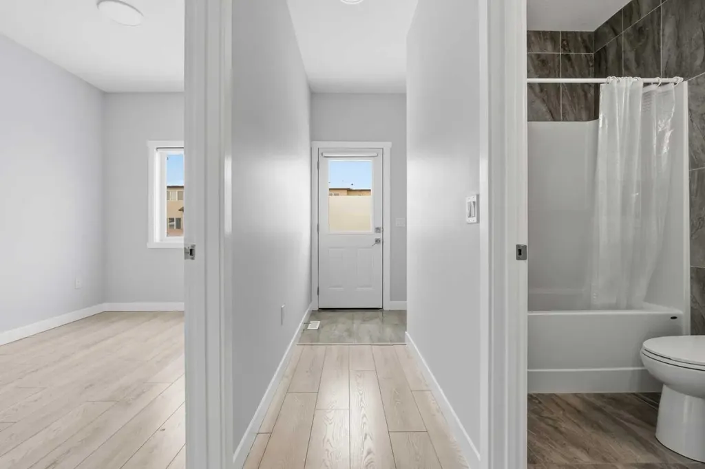68 Cornerbrook View NE Calgary AB T3N 2B5