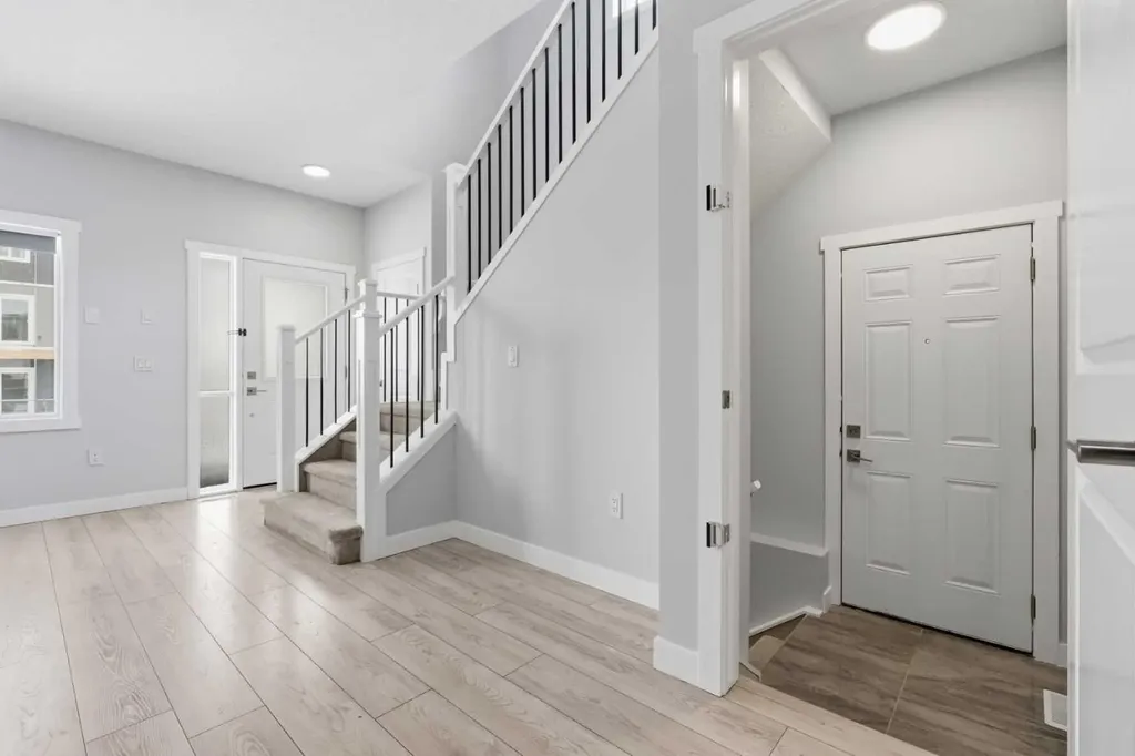 68 Cornerbrook View NE Calgary AB T3N 2B5