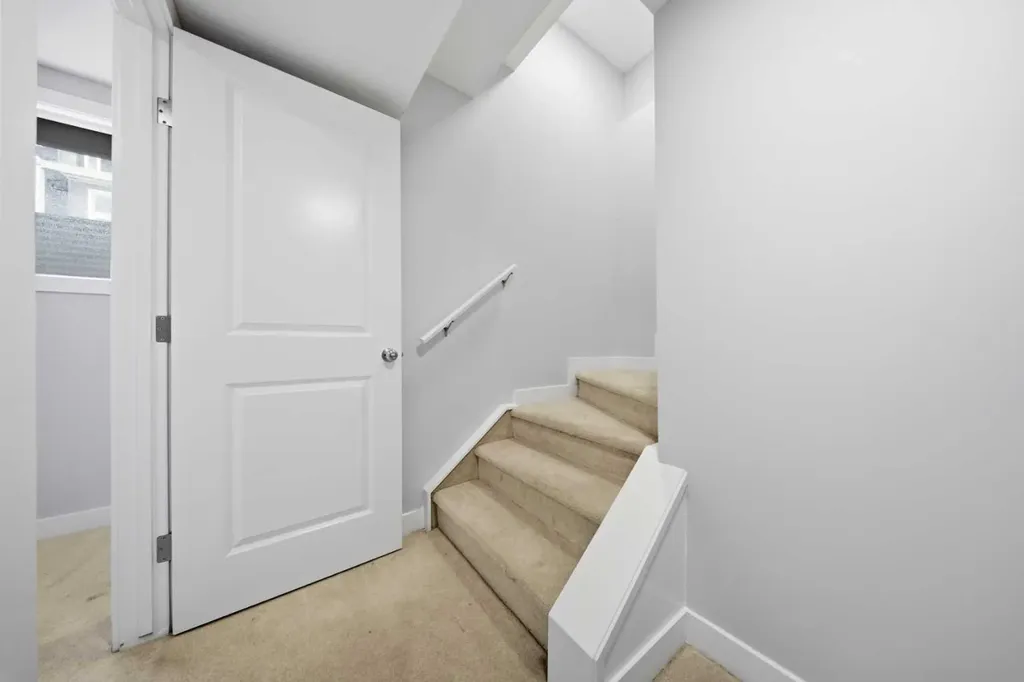 68 Cornerbrook View NE Calgary AB T3N 2B5