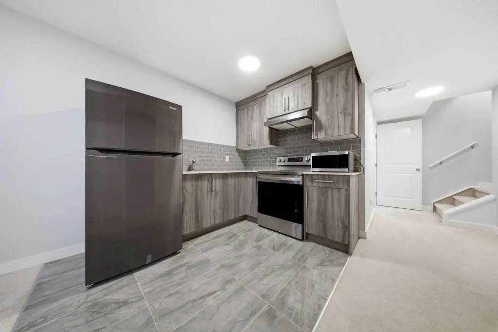 68 Cornerbrook View NE Calgary AB T3N 2B5