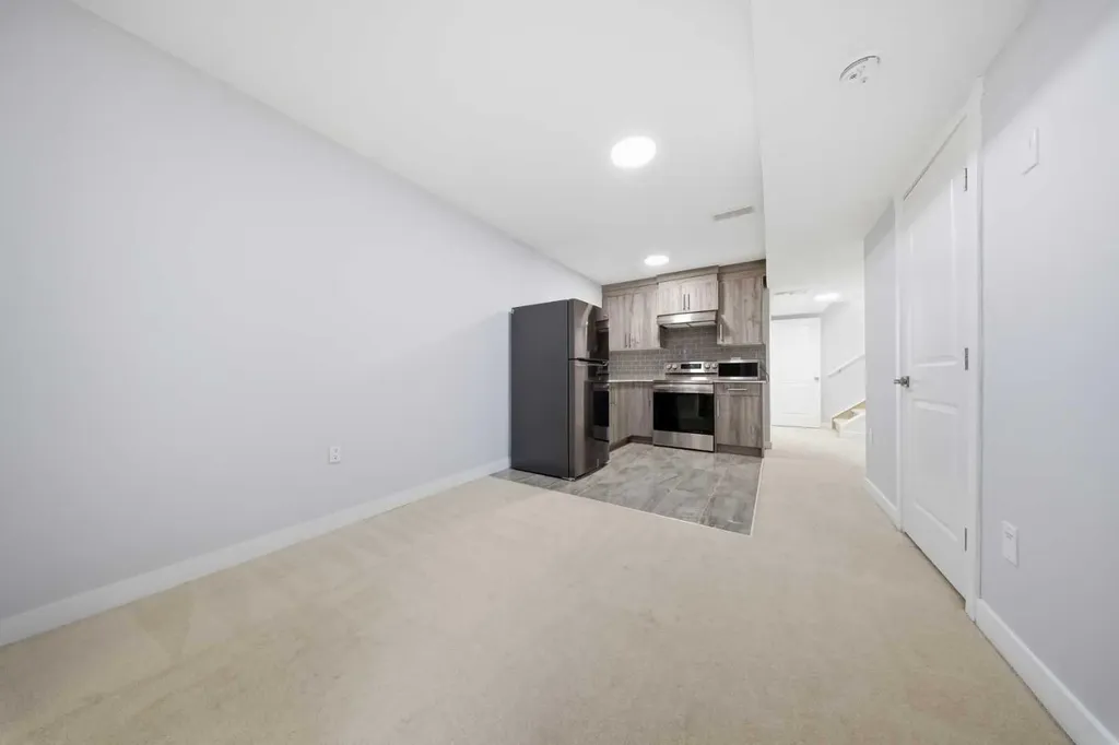 68 Cornerbrook View NE Calgary AB T3N 2B5