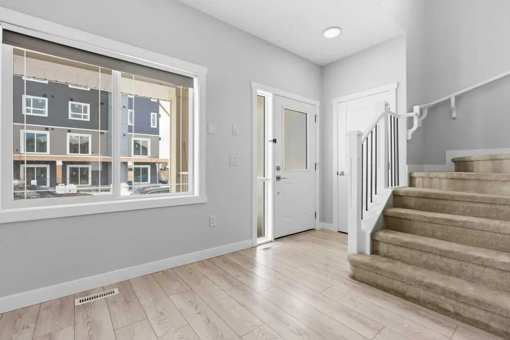 68 Cornerbrook View NE Calgary AB T3N 2B5