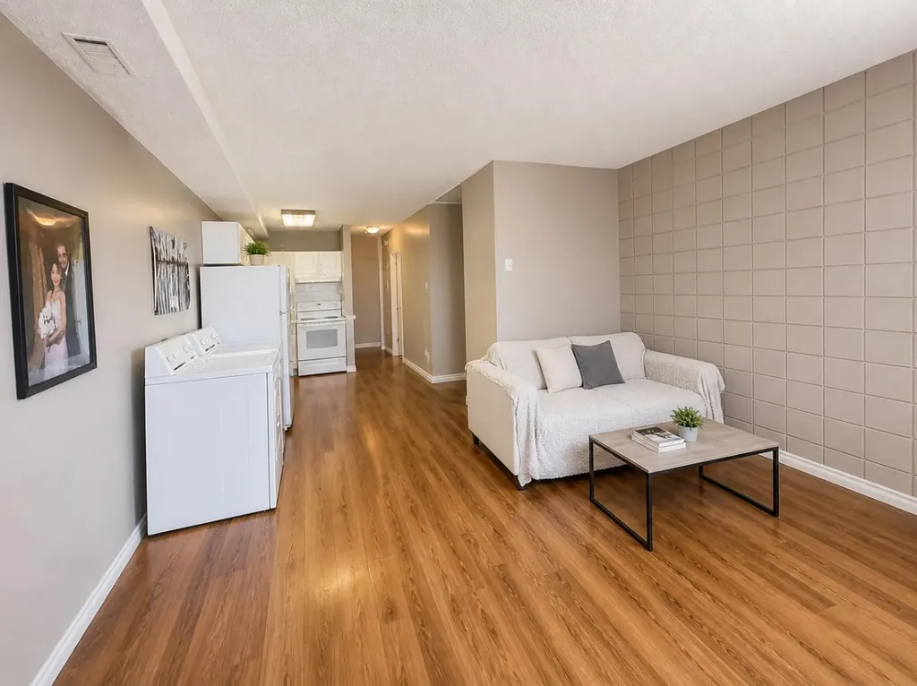 1327 Scenic Drive S Lethbridge AB T1K1M3