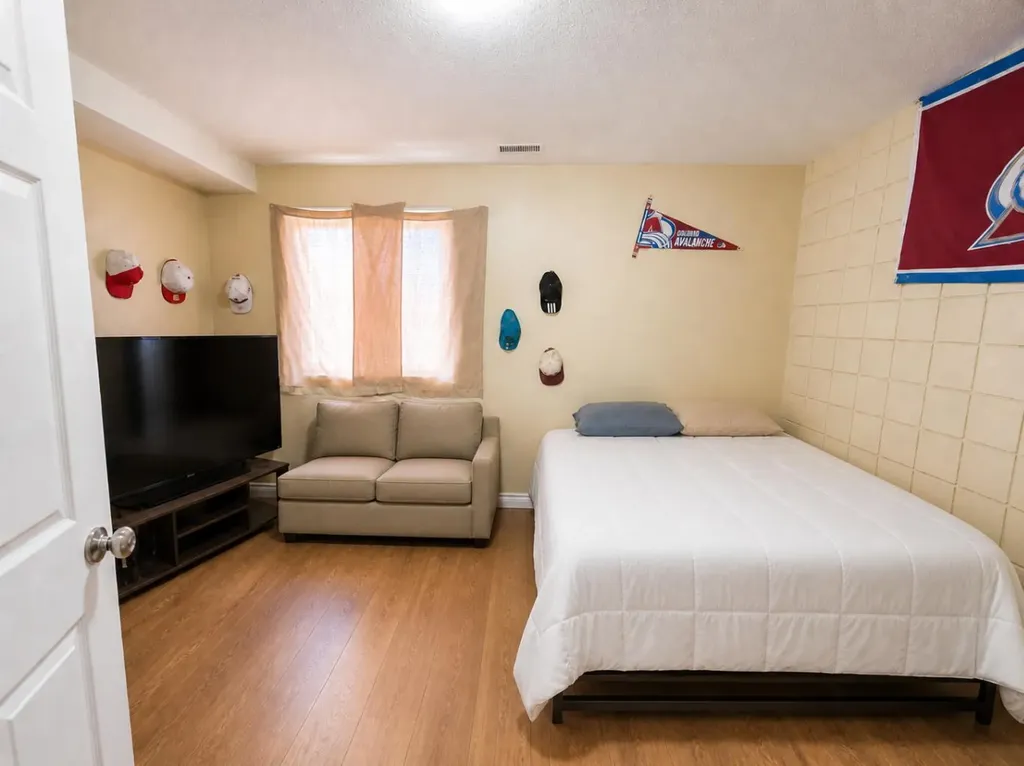 1327 Scenic Drive S Lethbridge AB T1K1M3