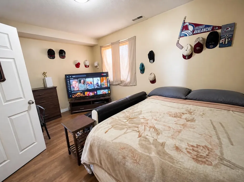 1327 Scenic Drive S Lethbridge AB T1K1M3