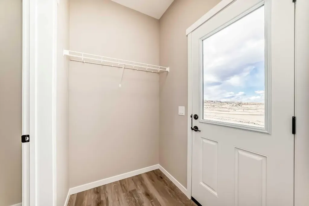 1098 Sawgrass Link NW Airdrie AB T4B5V2