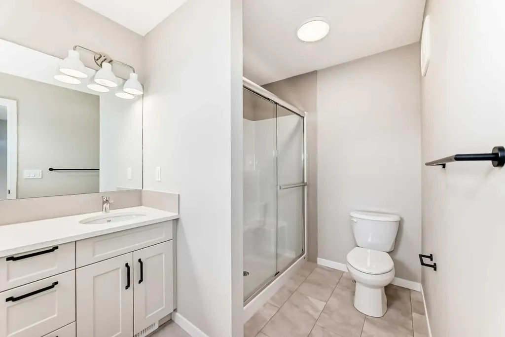 1098 Sawgrass Link NW Airdrie AB T4B5V2