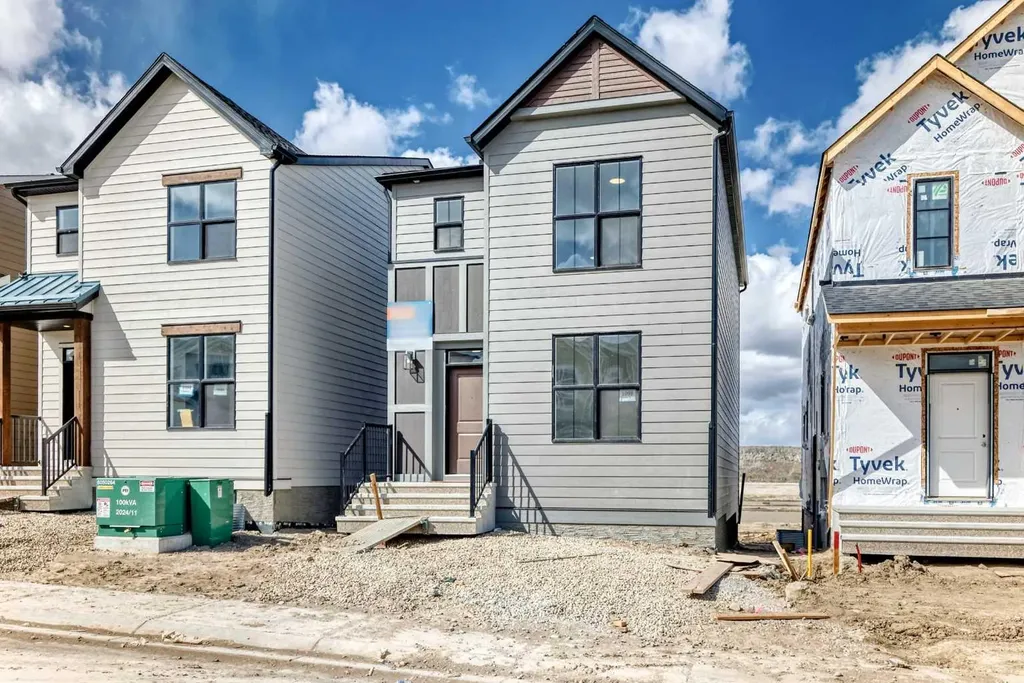 1098 Sawgrass Link NW Airdrie AB T4B5V2