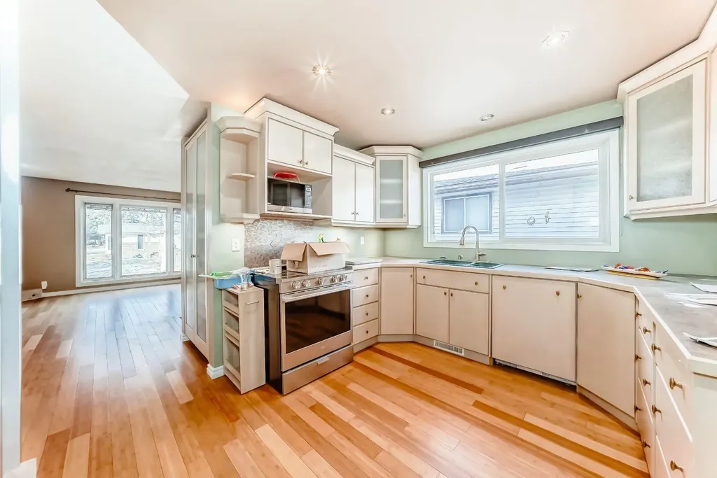 274 Templeview Way NE Calgary AB T1Y 3Y9