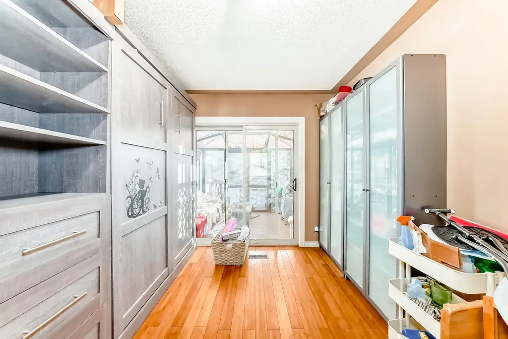 274 Templeview Way NE Calgary AB T1Y 3Y9