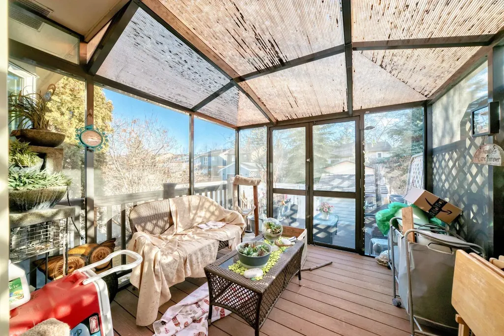 274 Templeview Way NE Calgary AB T1Y 3Y9
