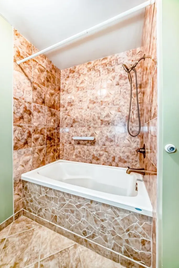 274 Templeview Way NE Calgary AB T1Y 3Y9