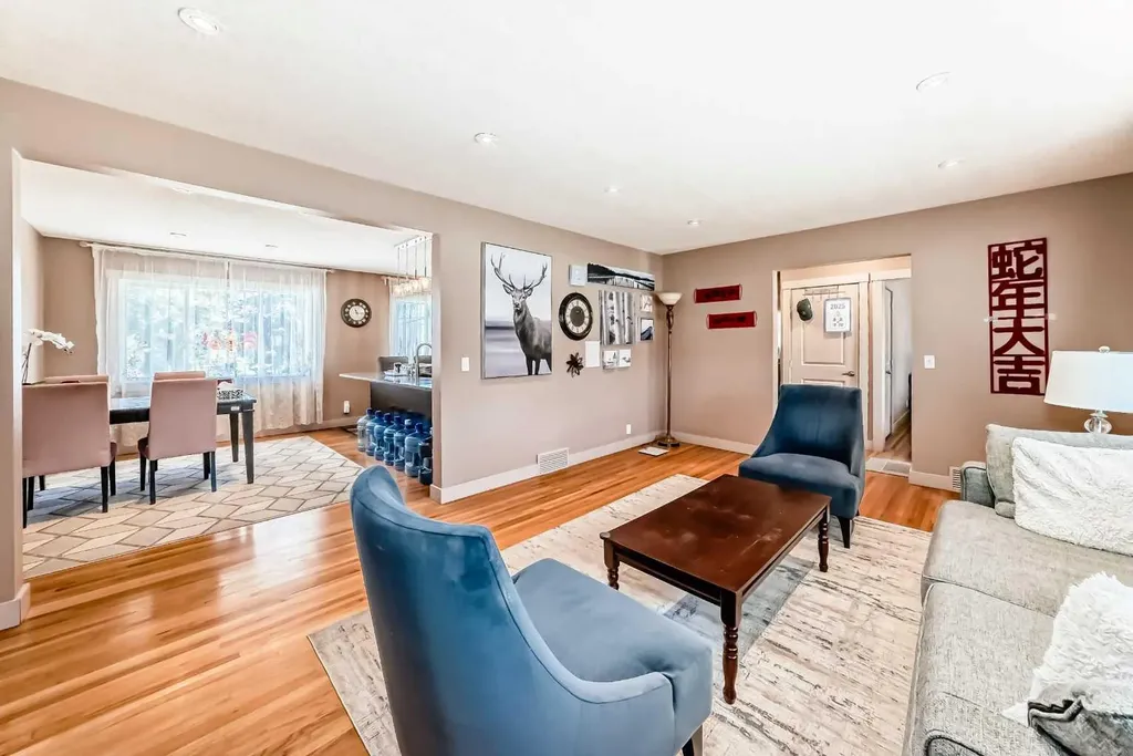 2508 Morley Trail NW Calgary AB T2M 4G6