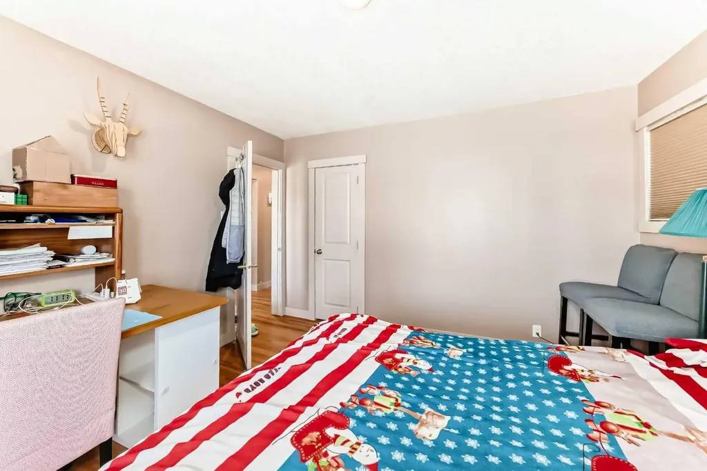 2508 Morley Trail NW Calgary AB T2M 4G6