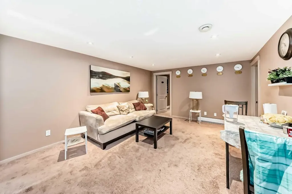 2508 Morley Trail NW Calgary AB T2M 4G6