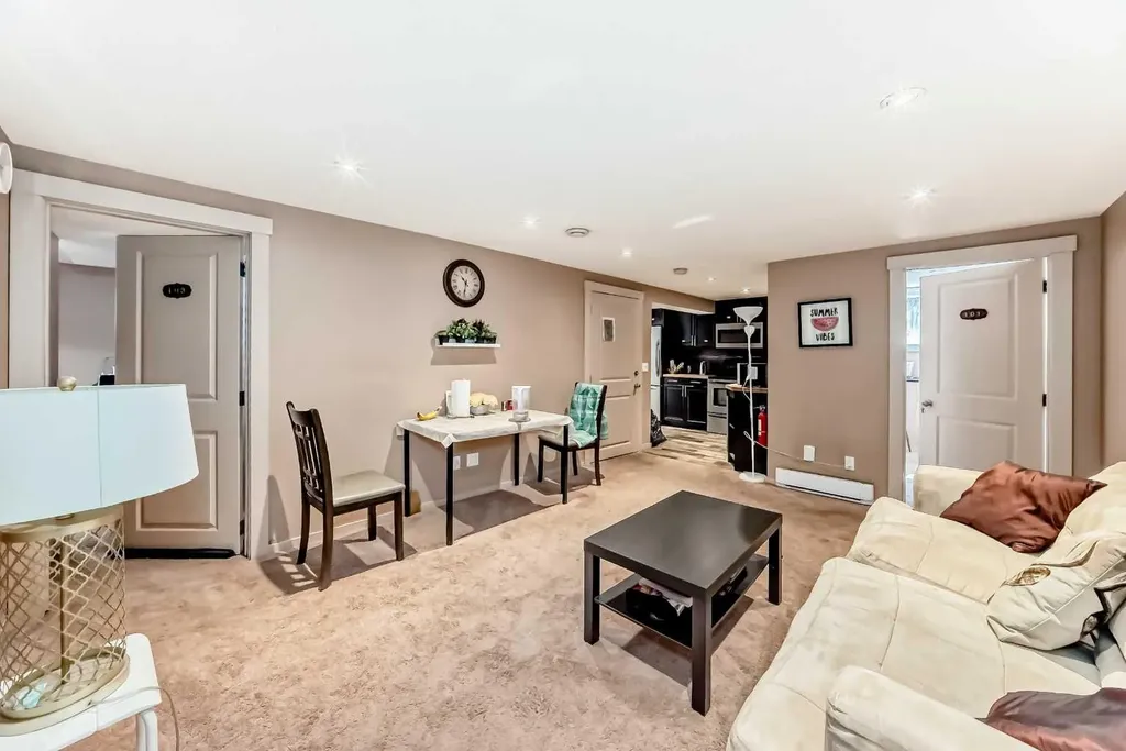 2508 Morley Trail NW Calgary AB T2M 4G6