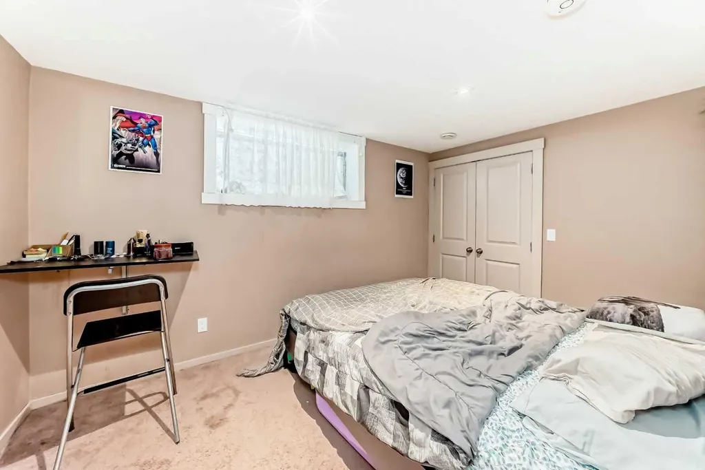 2508 Morley Trail NW Calgary AB T2M 4G6
