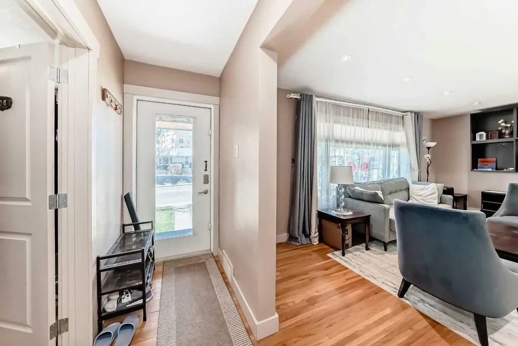 2508 Morley Trail NW Calgary AB T2M 4G6
