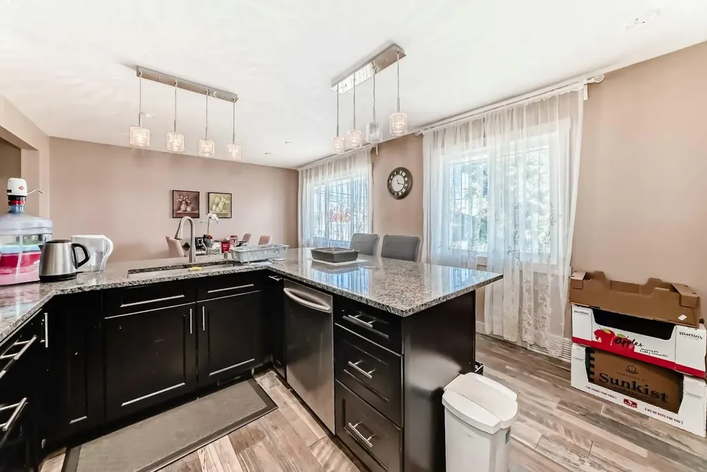 2508 Morley Trail NW Calgary AB T2M 4G6