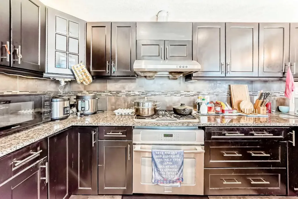 2508 Morley Trail NW Calgary AB T2M 4G6