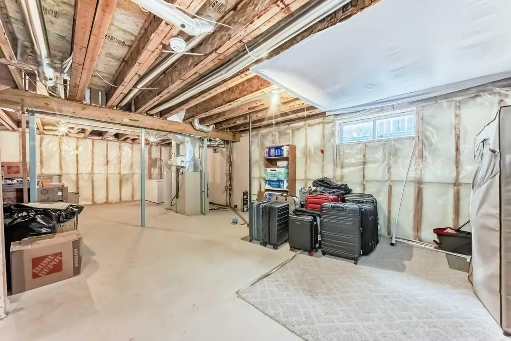 198 Copperfield Gardens SE Calgary AB T2Z 4C2