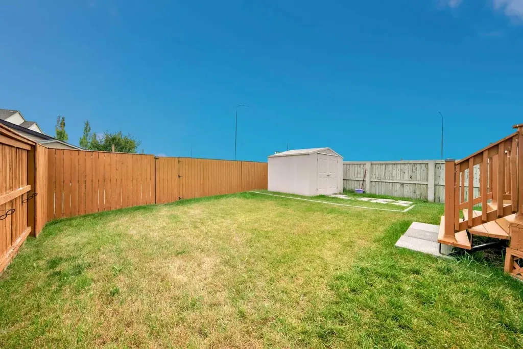 198 Copperfield Gardens SE Calgary AB T2Z 4C2