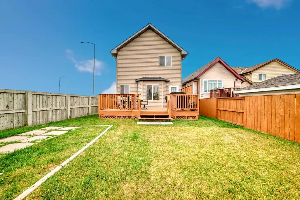 198 Copperfield Gardens SE Calgary AB T2Z 4C2