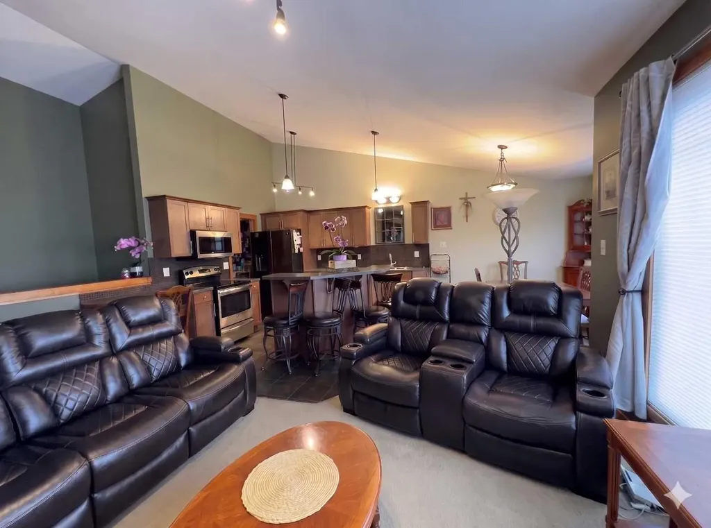 17 Ironstone Drive Coleman AB T0K 0E0