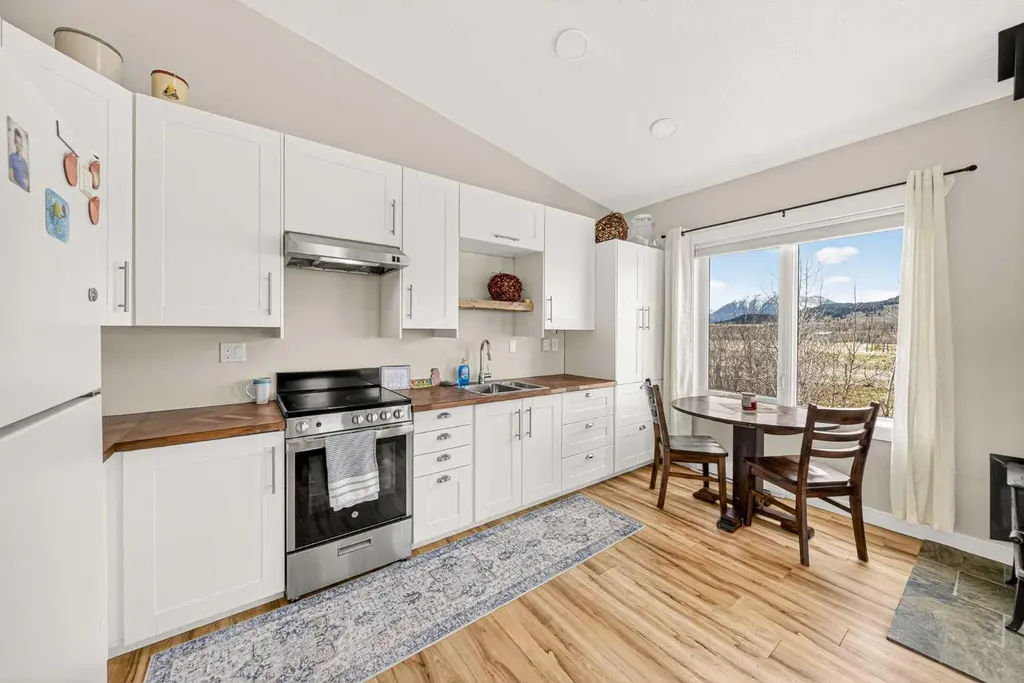 5 Villa Vega Acres Lundbreck AB T0K1W0