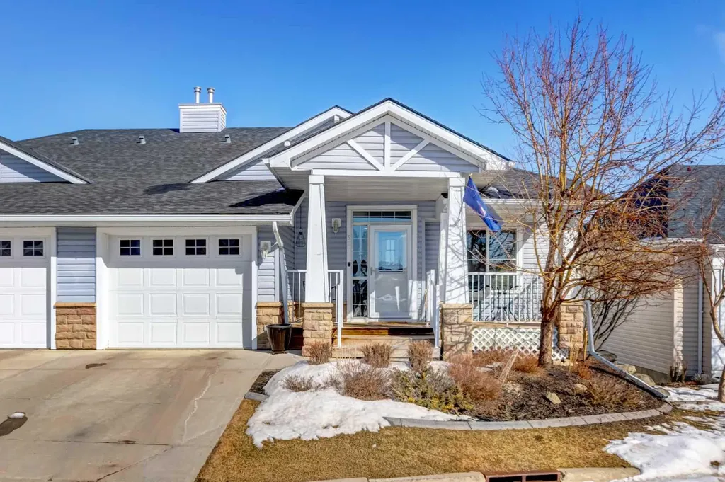55 Tucker Circle Okotoks AB T1S 2K1