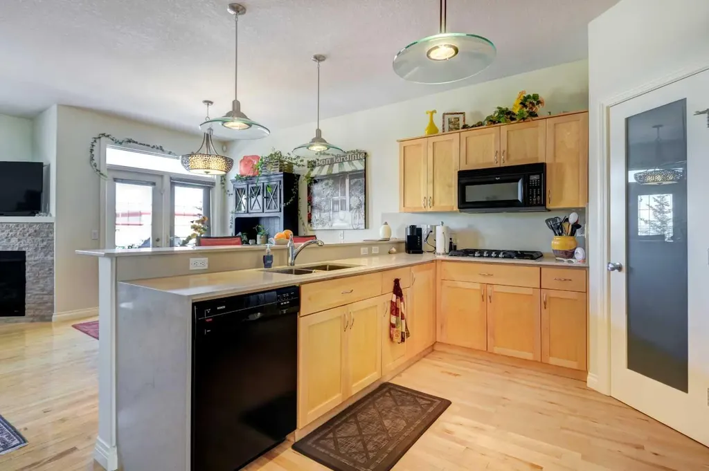 55 Tucker Circle Okotoks AB T1S 2K1