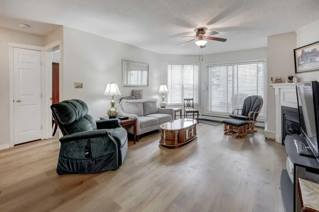 6800 Hunterview Drive NW Calgary AB T2K 6K5