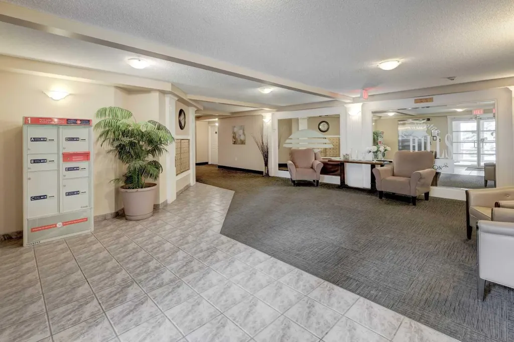 6800 Hunterview Drive NW Calgary AB T2K 6K5