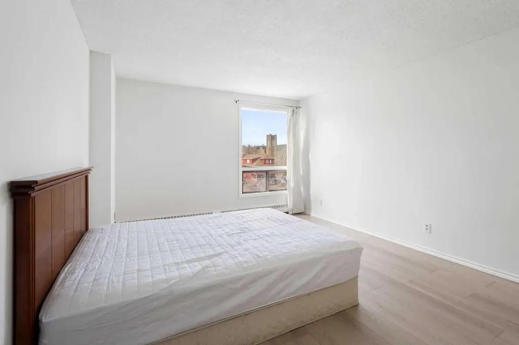 924 14 Avenue SW Calgary AB T2R 0N7
