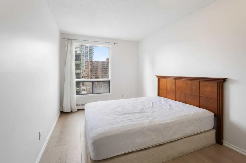 924 14 Avenue SW Calgary AB T2R 0N7