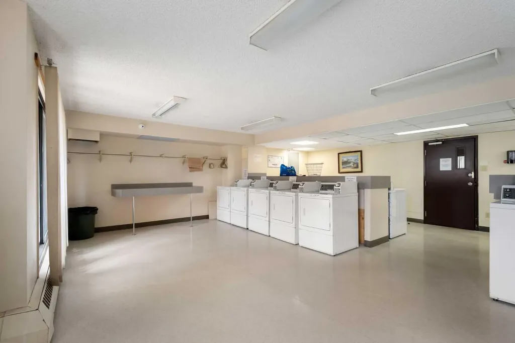 924 14 Avenue SW Calgary AB T2R 0N7