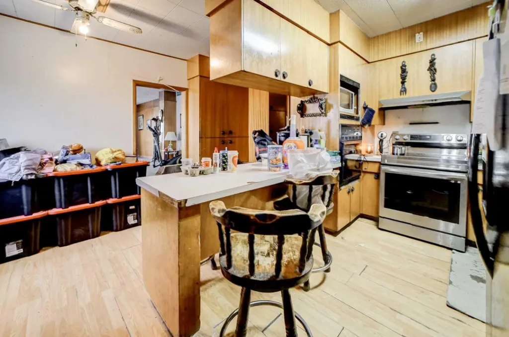162 2 Avenue W Cardston AB T0K 0K0