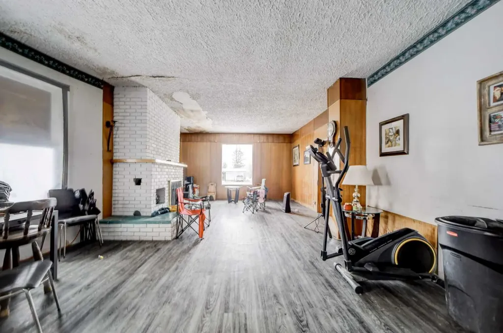 162 2 Avenue W Cardston AB T0K 0K0
