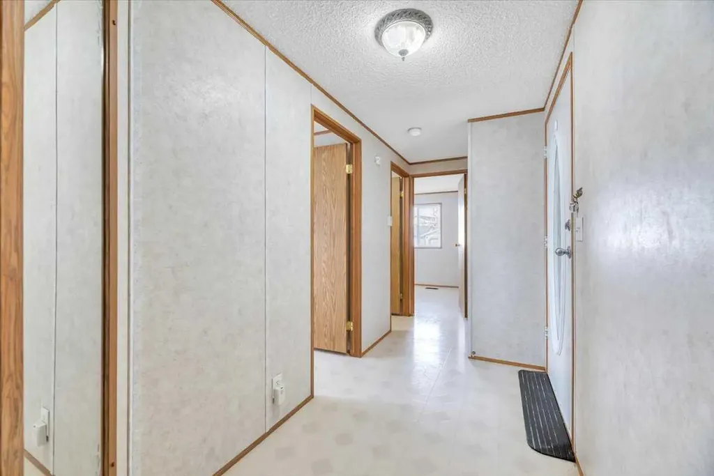 38 Doubletree Way Strathmore AB T1P 1M8