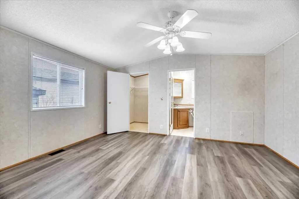 38 Doubletree Way Strathmore AB T1P 1M8