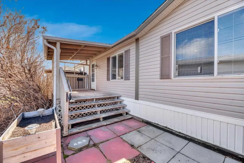 38 Doubletree Way Strathmore AB T1P 1M8