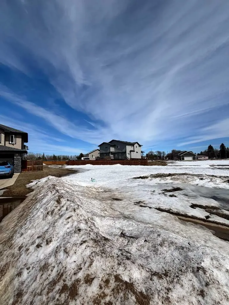 5092 Cornerstone Crescent High Prairie AB T0G 1E0