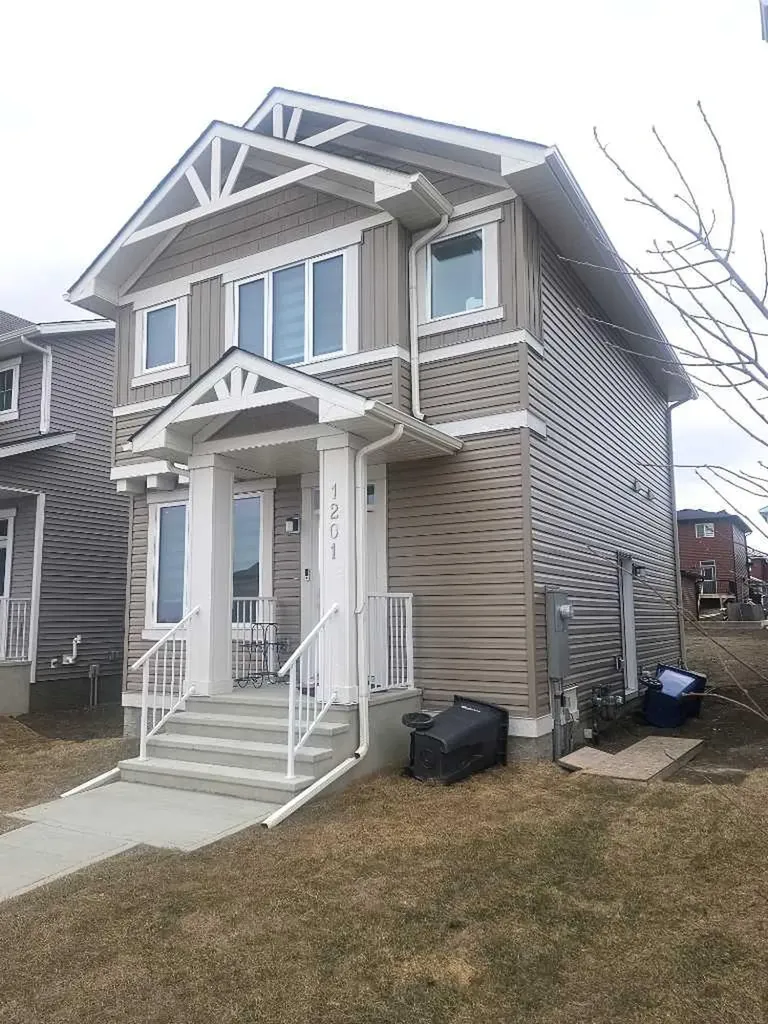 Iron Ridge Avenue Crossfield AB T0M 0S0