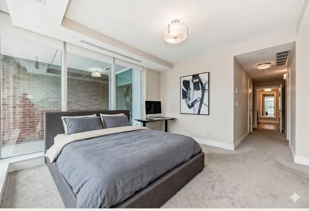 554 Riverfront Lane SE Calgary AB T2G 1K1