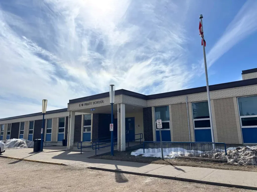 5085 Cornerstone Crescent High Prairie AB T0G 1E0