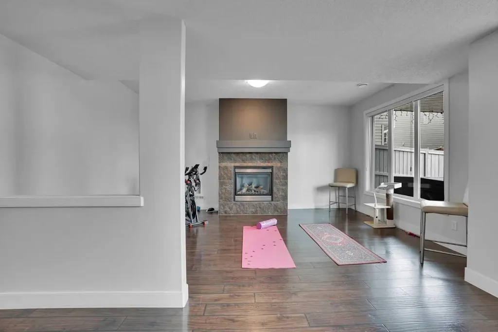 1319 Kings Heights Road SE Airdrie AB T4A 0E6